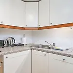 Casa Naranjos, Capistrano, *