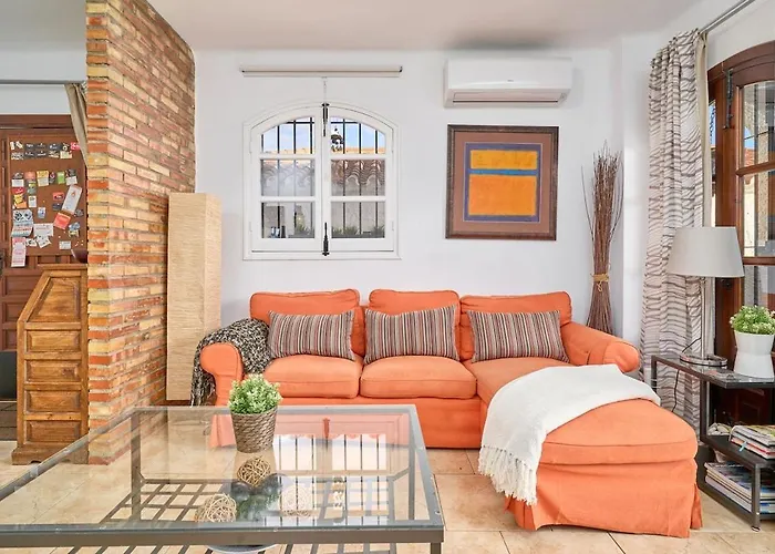 Casa Naranjos, Capistrano, * Нерха