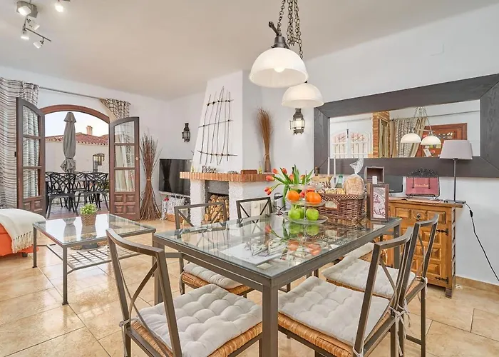 Casa Naranjos, Capistrano, * Нерха