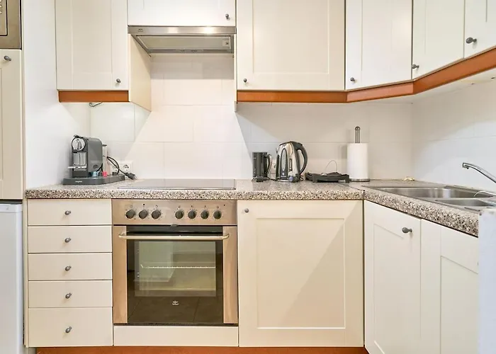 Casa Naranjos, Capistrano, Нерха