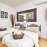 Casa Naranjos, Capistrano,